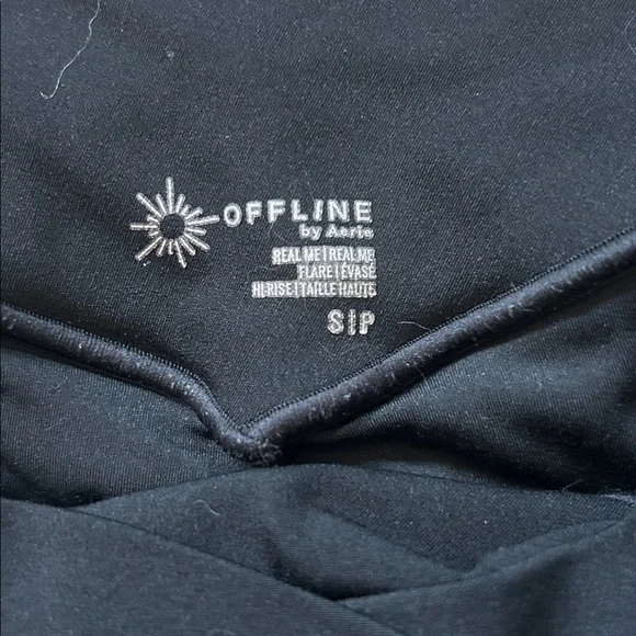 aerie Offline by Aerie Black Athletic Leggings - Picture 2 of 5